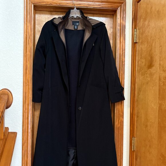 East 5th Black Button & Zip Trench Coat with Detachable Hood & Lining, Size SP - Picture 1 of 15